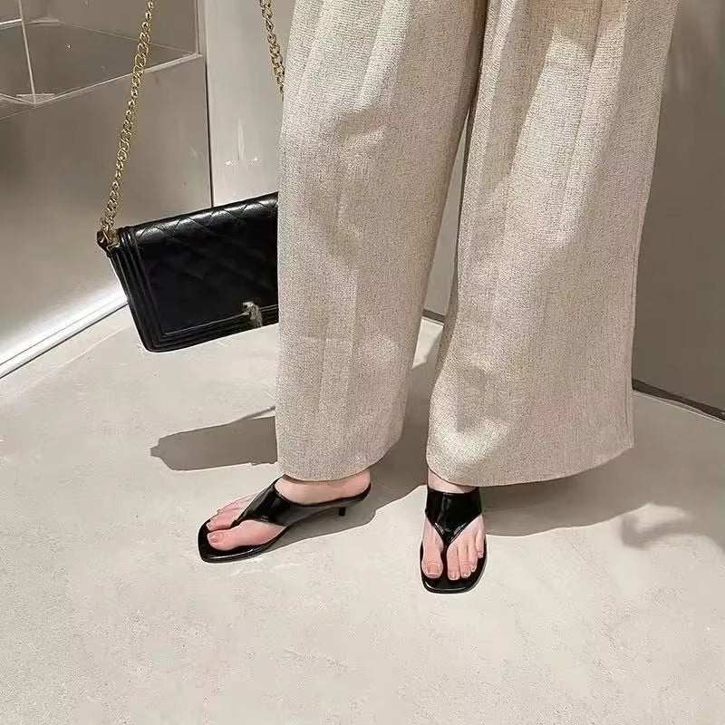 Spring Summer New Mid Heel Sandals Women'S Slimming High Heels Flat Head Toe Straps Shoes Comfortable Breathable Slip-On Sandals